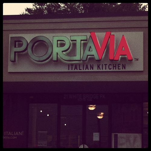 An image of a facade of an Italian restaurant. 