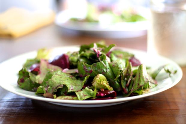 Beet and Lettuce Salad with Green Onion Vinaigrette