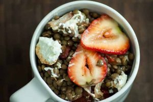 Lentils with Shallots, Strawberries, and Goat Cheese