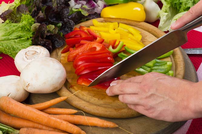 Choosing a Hygienic & Knife Friendly Cutting Board | Foodal.com