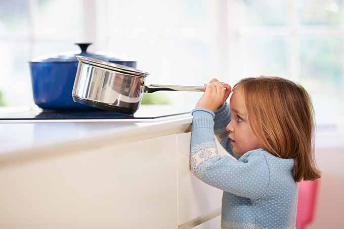 Avoid Slip-Ups with Our Top Ten Tips for Kitchen Safety | Foodal.com