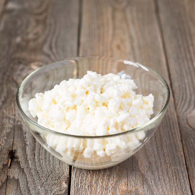 homemade cottage cheese | Foodal.com