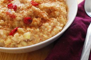 Slow Cooker Overnight Cranberry Apple Oatmeal