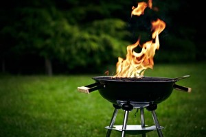 Charcoal or Gas: A Griller’s Dilemma