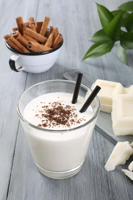 White Hot Chocolate | Foodal.com