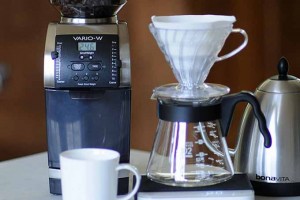 Automatically Weigh Your Grounds With The Baratza Vario-W