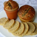 Bread in Terracotta Pots | Foodal.com
