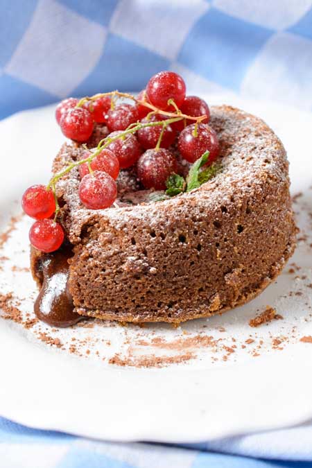 Molten Chocolate Baked Lava Cake Recipe | Foodal.com