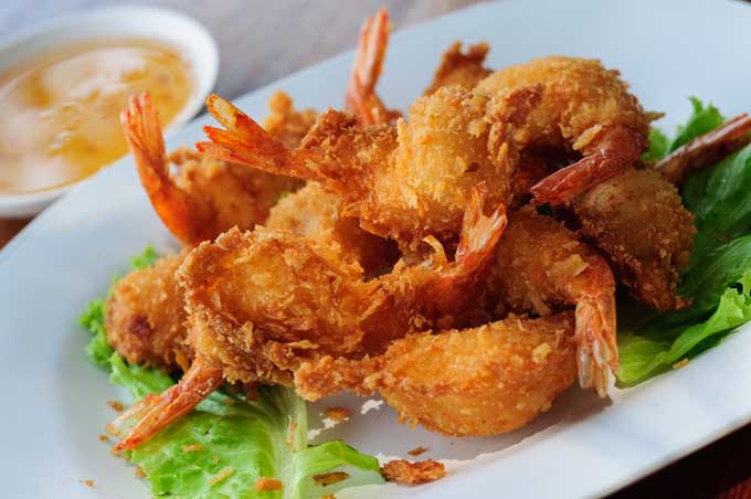 Coconut Popcorn Prawns with Dipping Sauce | Foodal.com
