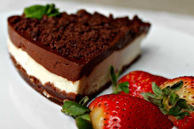 Dairy-Free Chocolate Cheesecake | Foodal.com