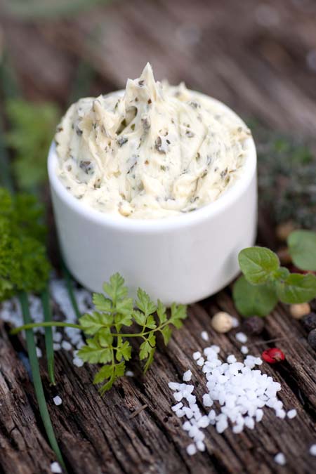 Herbed Lemon Butter with Dill | Foodal.com