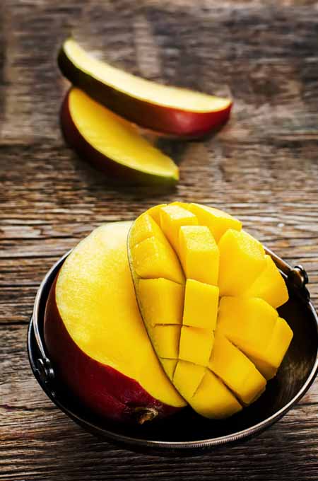 How to Select, Store and Consume Mangoes | Foodal.com