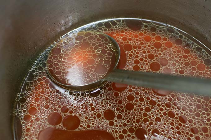 How to make beef stock | Foodal.com