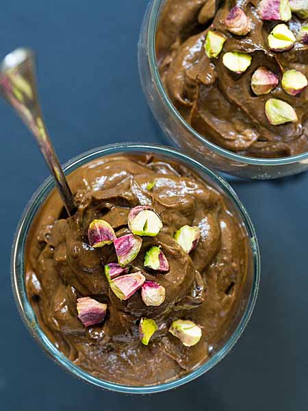 Recipe for Raw Vegan Avocado Chocolate Pudding | Foodal.com