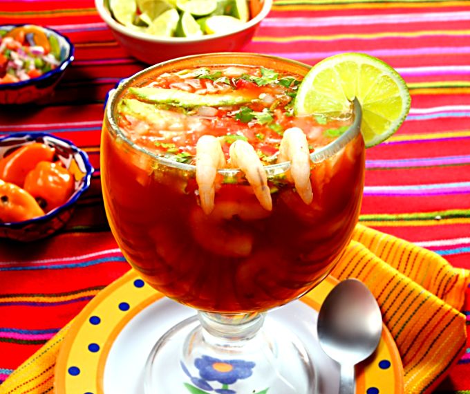 Veracruz Prawn Cocktail | Foodal.com