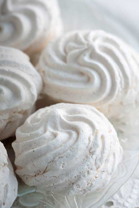 Recipe for Melt in Your Mouth Meringue Cookies | Foodal.com