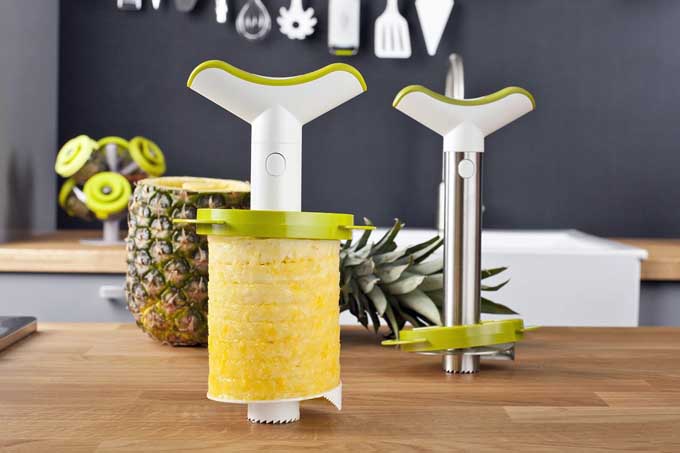 Vacu Vin 4-in-1 Pineapple Peeler, Corer, Slicer and Wedger Review | Foodal.com