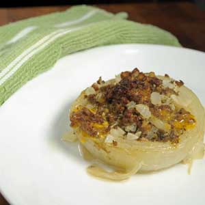 Recipe for Oven Roasted Spanish Stuffed Onions - Foodal.com