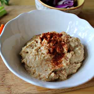 Recipe for Traditional Hummus | Foodal.com
