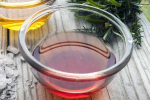 Don’t Toss That Stale Vino: Make Vinegar Instead!