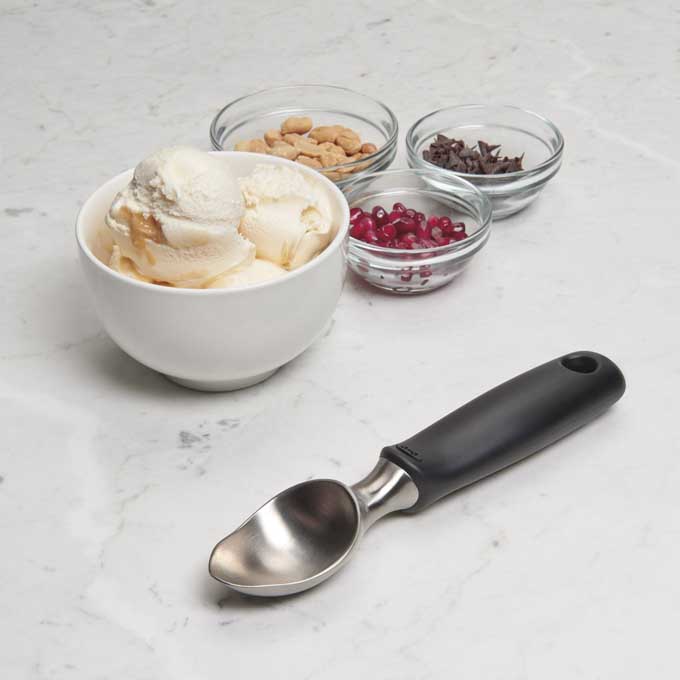 The OXO Good Grips Ice Cream Scoop | Foodal.com