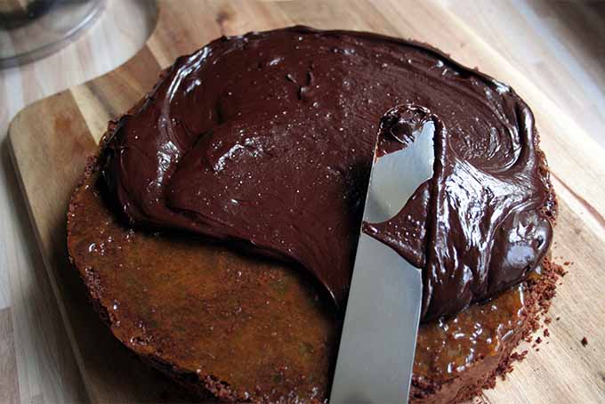 Spreading Chocolate Glaze | Foodal.com