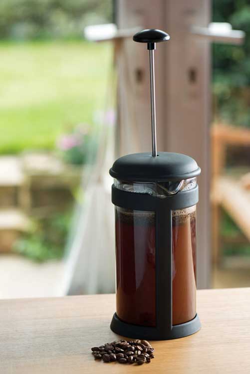 Looking for a new coffee press? If so, give Foodal's guide a read. We'll discuss the ends and outs of these marvelous brewing devices and give you some tips on what to look for. https://foodal.com/drinks-2/coffee/french-press/how-to-pick-a-french-press-coffee-maker/