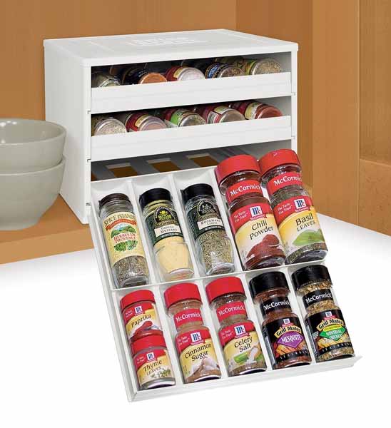 https://foodal.com/wp-content/uploads/2016/04/YouCopia-Chefs-Edition-SpiceStack-30-Bottle-Spice-Organizer.jpg