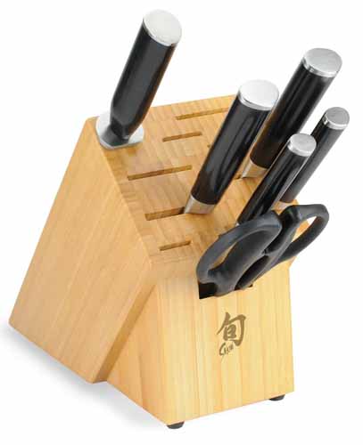 https://foodal.com/wp-content/uploads/2016/05/Shun-Classic-7-Piece-Block-Set-with-Bamboo-Block-2.jpg