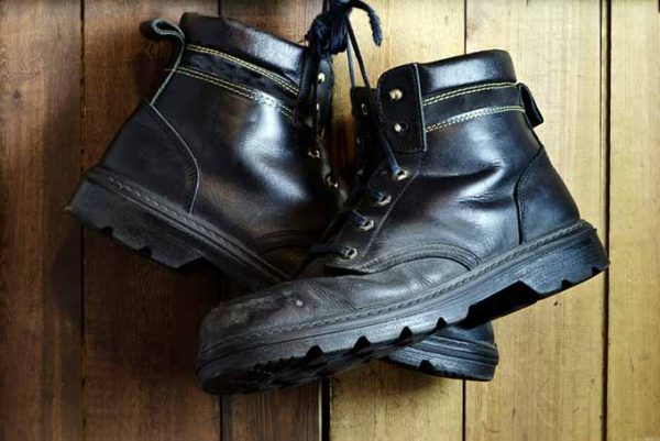 The Best Kitchen Footwear for Work and Home in 2020 | Foodal