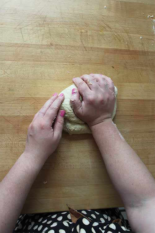 Kneading dough for bread and other recipes doesn't have to be difficult! Learn how to knead dough like a pro, both by hand and with a standing mixer, with these simple tips and tricks on Foodal: https://foodal.com/knowledge/baking/kneading-dough/ ‎