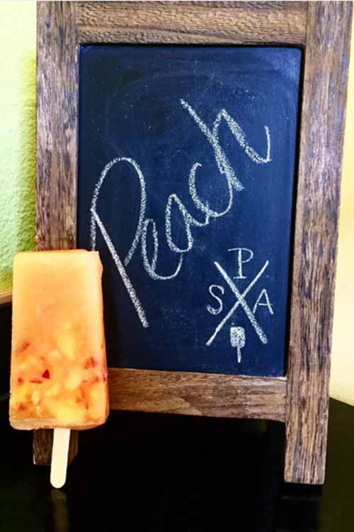 What's the latest food trend to stop the sweltering heat in its tracks? Mexican-style paletas! Read more and learn from the pros on Foodal: https://foodal.com/knowledge/paleo/mexican-paletas/