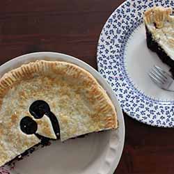 White Balsamic Cherry Pie Recipe | Foodal.com