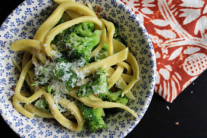Broccoli & Garlic Sauce Recipe