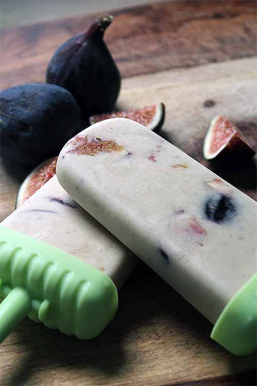 Like a PB&J that's all grown up, you'll love the combination of ripe bananas, honey-roasted figs, and creamy tahini in these delicious popsicles. Get the recipe: https://foodal.com/recipes/desserts/banana-tahini-fig-popsicles/