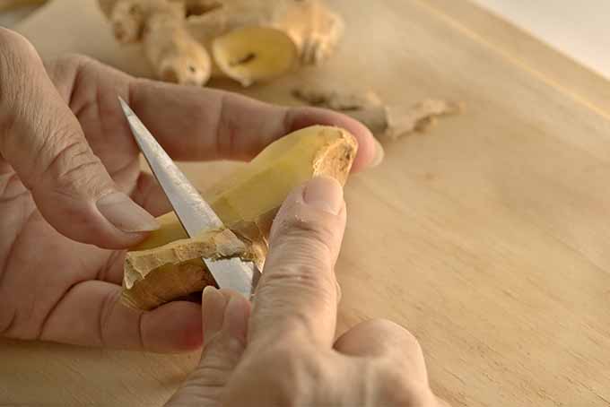 Peeling Ginger with a Knife | Foodal.com