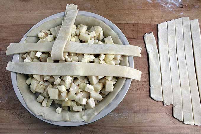 Making Lattice Pie Crust | Foodal.com