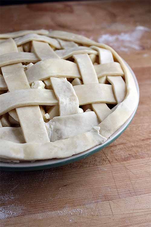 Want to learn how to make that picture perfect pie crust? Check out our guide: https://foodal.com/recipe/pate-brisee-pie-crust/
