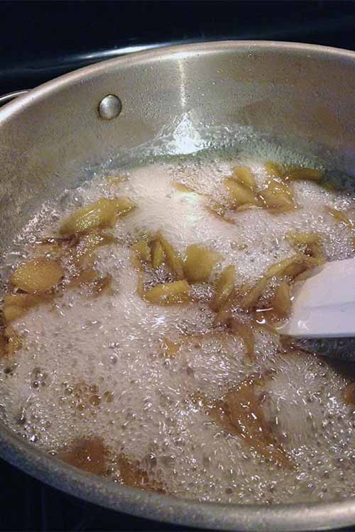 Candied ginger is so delicious. But did you know it's simple to make your own at home? Learn more about this simple preservation technique and get the recipe: https://foodal.com/recipes/canning/crystallized-ginger-candy/ ‎