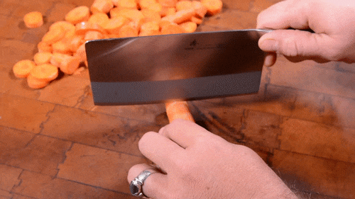 Using the Zhen Vegetable Cleaver