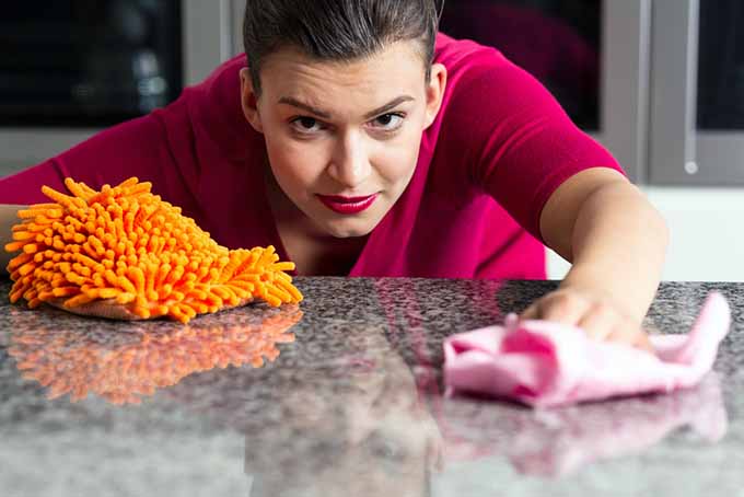 Cleaning Kitchen Countertops Cover | Foodal.com