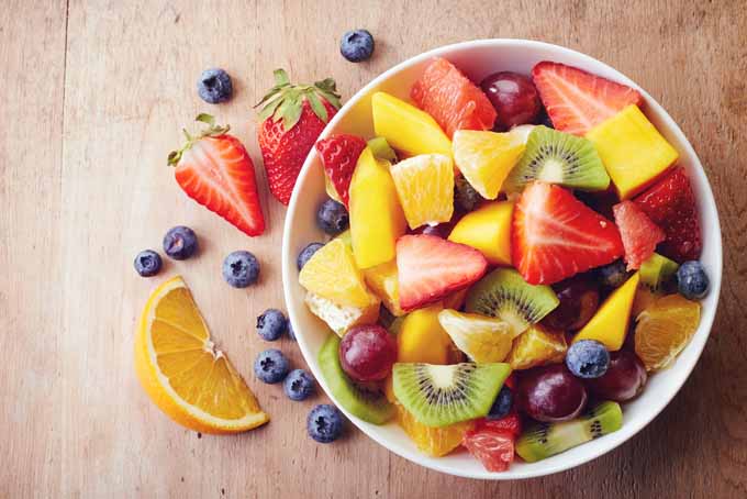 Quick Dessert Solution: Fresh Fruit Salad | Foodal.com