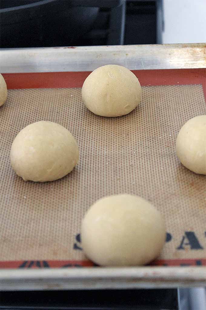 Skip the grocery store offerings and make your own buttery brioche dinner rolls at home. We share the recipe: https://foodal.com/recipes/breads/homemade-brown-butter-brioche-dinner-rolls/