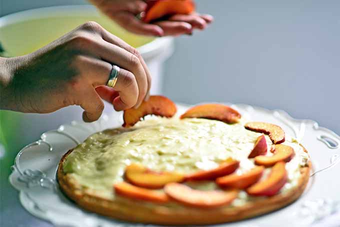 Vanilla Peach Pudding Pie | Foodal.com