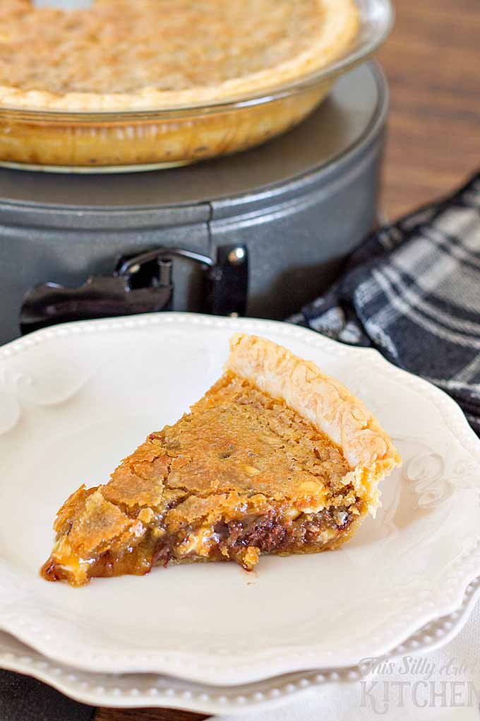 Put a new spin on the traditional apple or pumpkin with our list of the top holiday pie recipes from our favorite bloggers: https://foodal.com/recipes/desserts/holiday-pies-roundup/