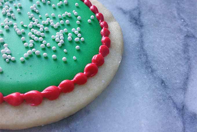 Sugar Cookie with Green Royal Icing | Foodal.com