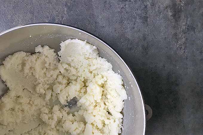 Creaming butter and sugar for our recipe of homemade vanilla butter cake | Foodal.com