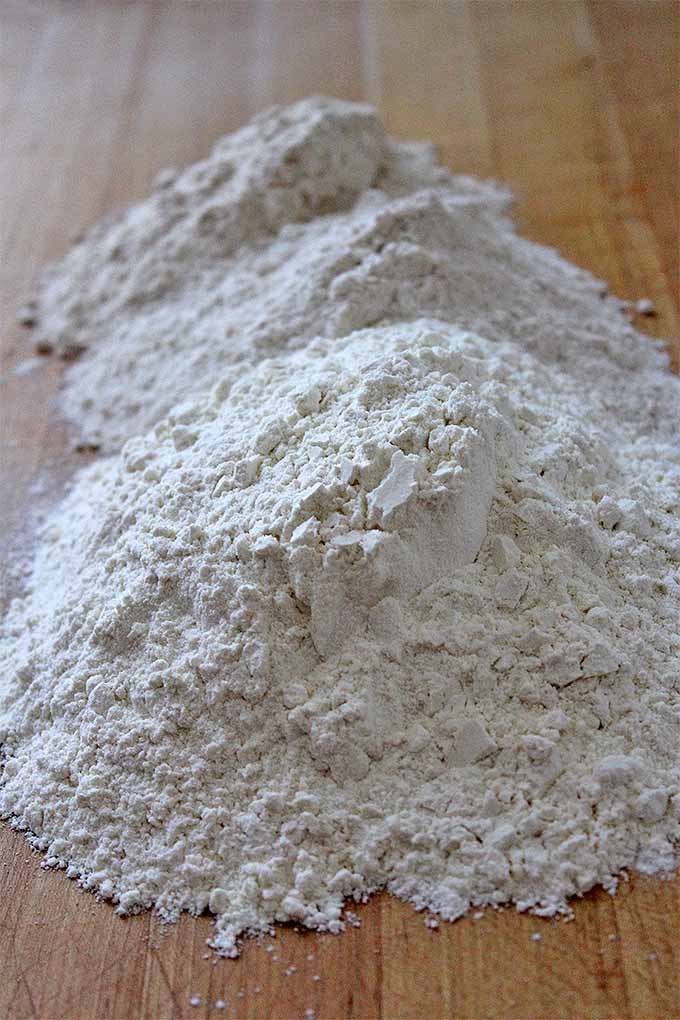 Our guide will help you to decode the many different varieties of flour. Check out our tips to improve your baking! Read more: https://foodal.com/knowledge/baking/guide-to-flour/
