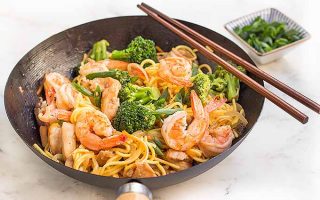 Enjoy a bowl of chicken and shrimp lo mein with assorted vegetables | Foodal.com