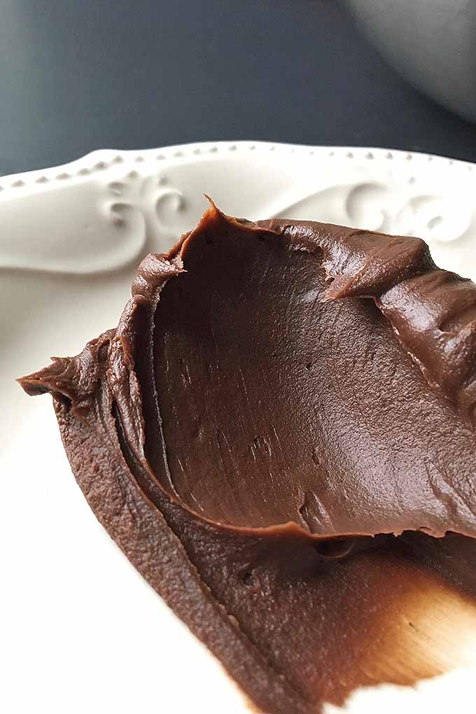 Thick and creamy chocolate ganache. We share our recipe: https://foodal.com/recipes/desserts/chocolate-ganache/